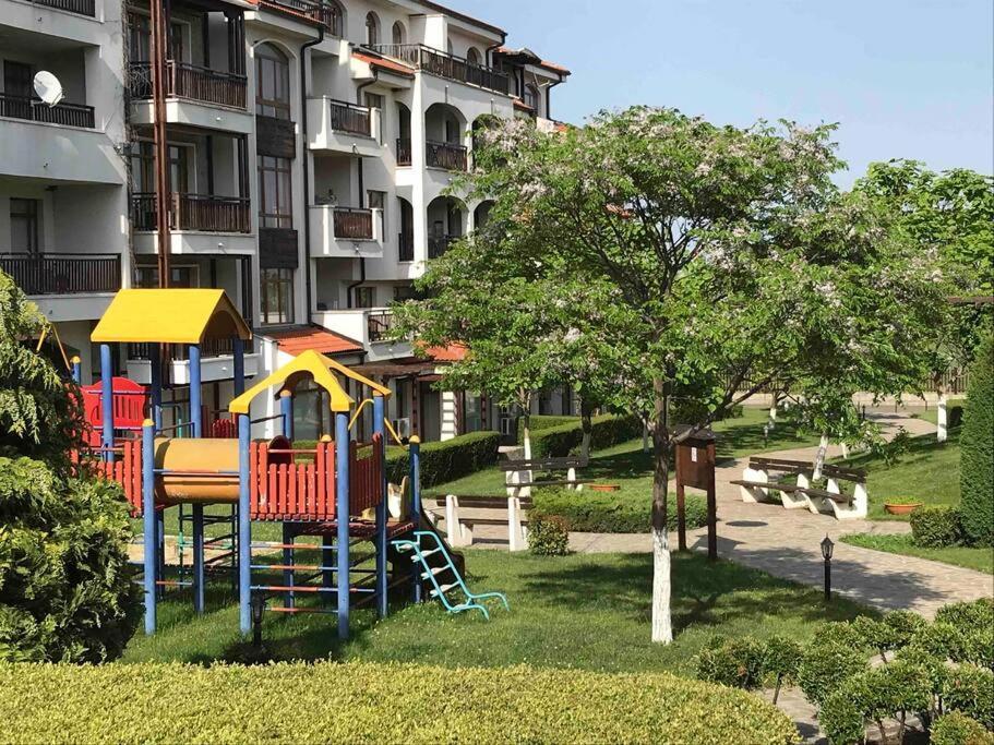 Lovely Apartment In Peaceful Family Spa Resort Near To Nesebar Kableshkovo  Exteriör bild