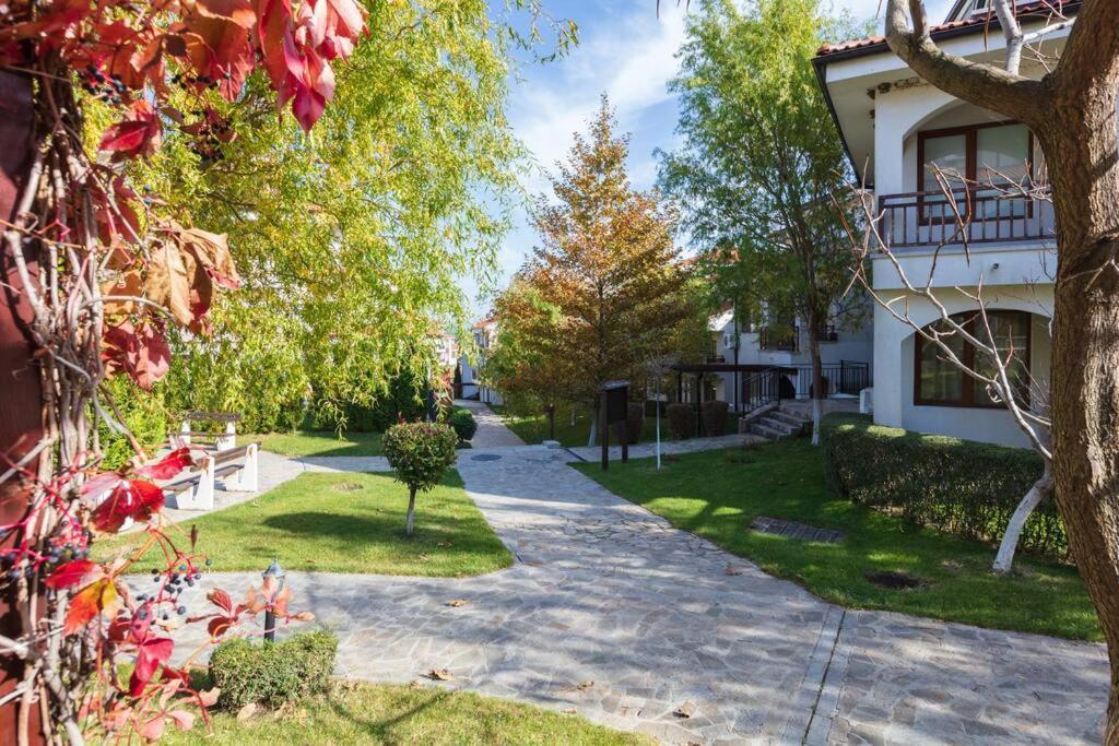 Lovely Apartment In Peaceful Family Spa Resort Near To Nesebar Kableshkovo  Exteriör bild