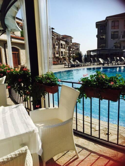 Lovely Apartment In Peaceful Family Spa Resort Near To Nesebar Kableshkovo  Exteriör bild